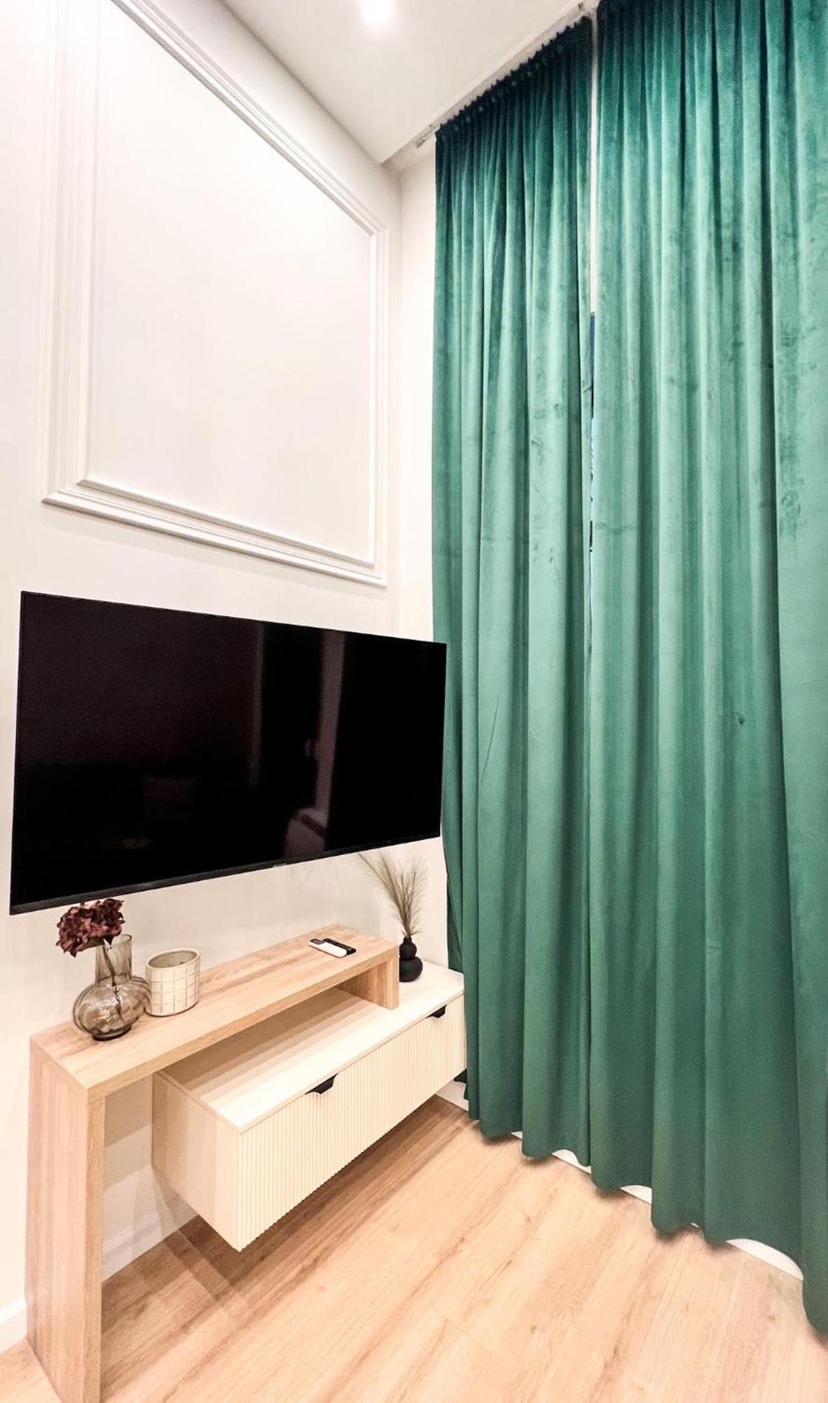 Opera Z39 Suite Budapest Esterno foto